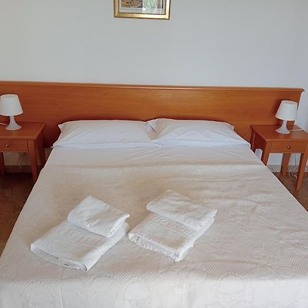 Residenza Giancesare Family Apartments Paestum Dış mekan fotoğraf